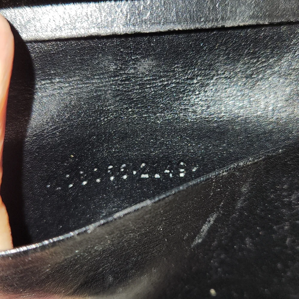 Authentic Gucci 6 Key Case